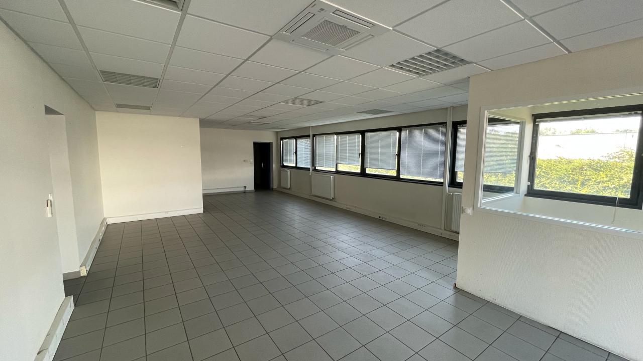 Local d'activité Fléville-devant-Nancy 360m² Location local d'activité Fléville-devant-Nancy Meurthe-et-Moselle OLACT2425789 5